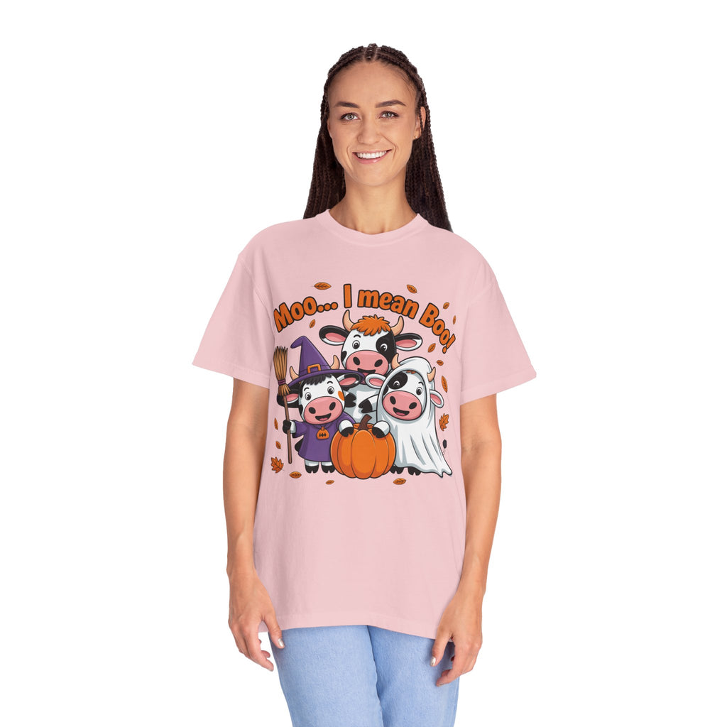 Halloween Cow T-Shirt – “Moo... I mean Boo!” Cute Pumpkin & Witch Cows Graphic Tee