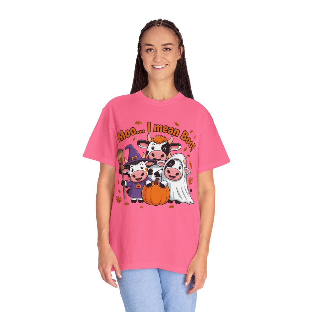 Halloween Cow T-Shirt – “Moo... I mean Boo!” Cute Pumpkin & Witch Cows Graphic Tee
